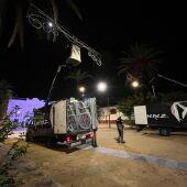 Trabajos de instalación del alumbrado de navidad en Sanlúcar por Iluminaciones Ximenez