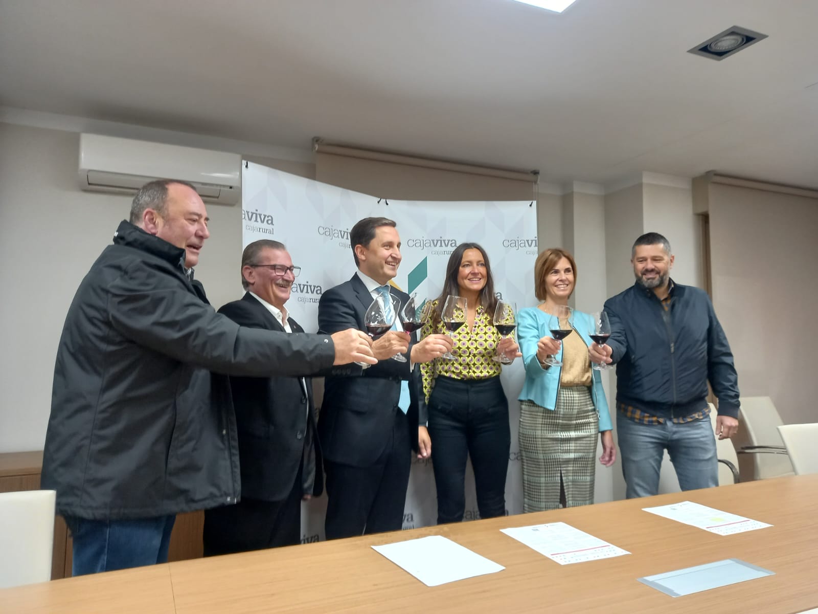 Caja Rural presenta el 14° Otoño Enológico Caja Rural presenta el 14° Otoño Enológico
