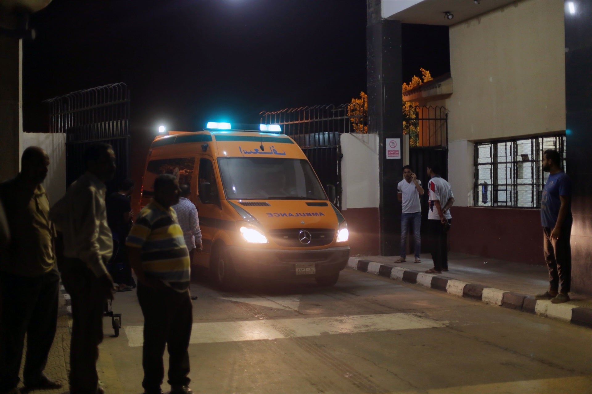 Al menos 28 muertos en un accidente de tráfico masivo en el norte de Egipto Al menos 28 muertos en un accidente de tráfico masivo en el norte de Egipto
