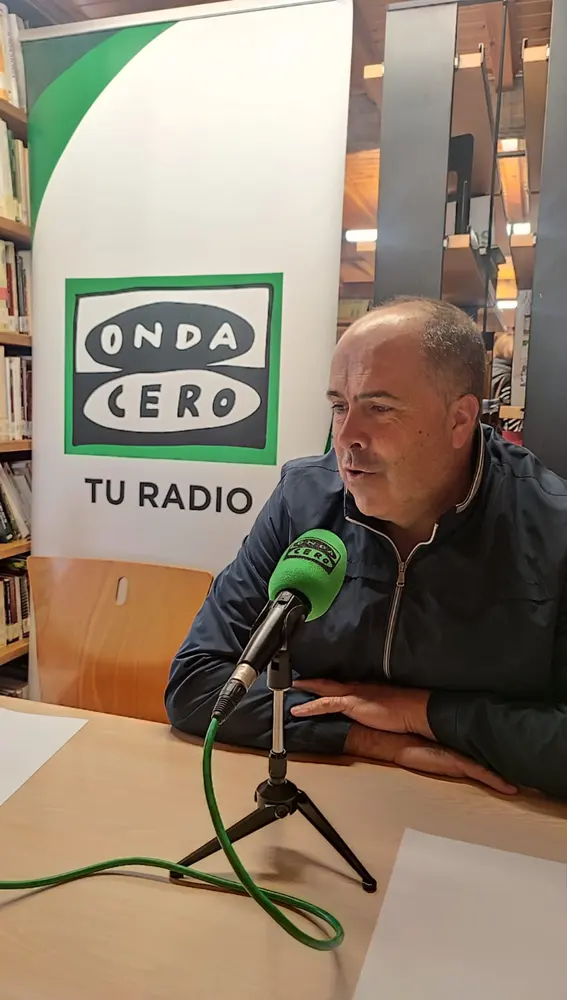 Julio Fernández, el sector apícola se incrementa en Asturias. 