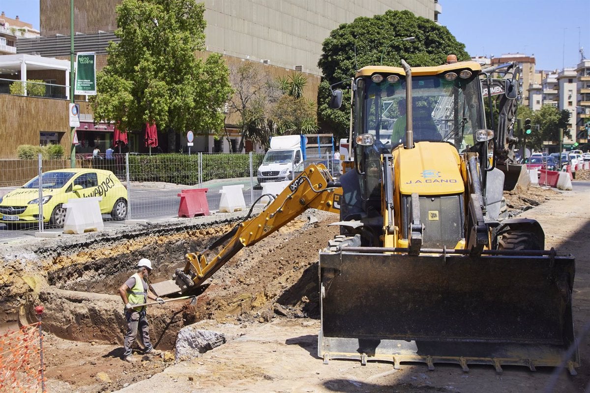 Zafarrancho de obras en Sevilla tras la Semana Santa Zafarrancho de obras en Sevilla tras la Semana Santa