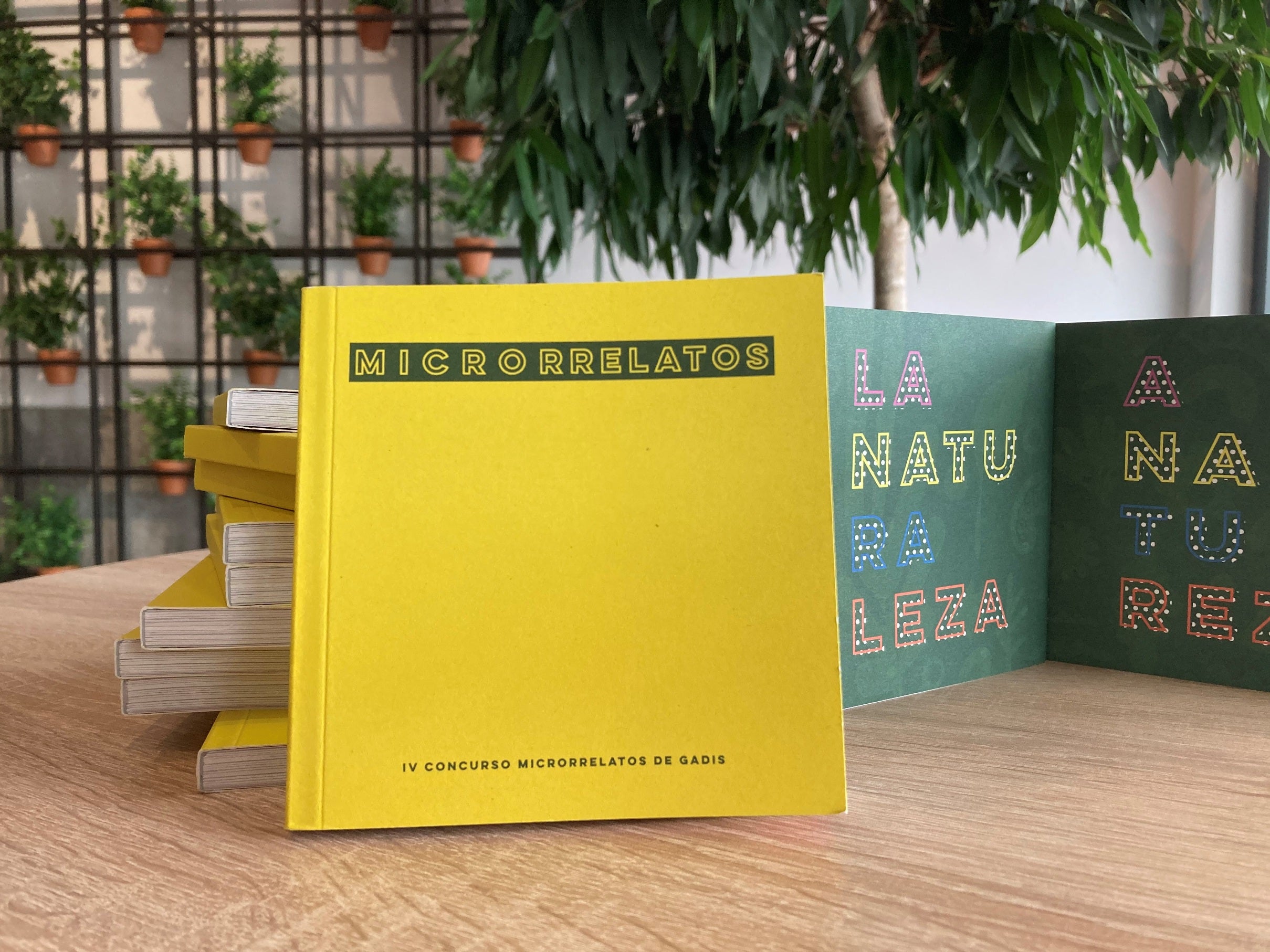 Gadis regala un novo libro sobre naturaleza Gadis regala un novo libro sobre naturaleza