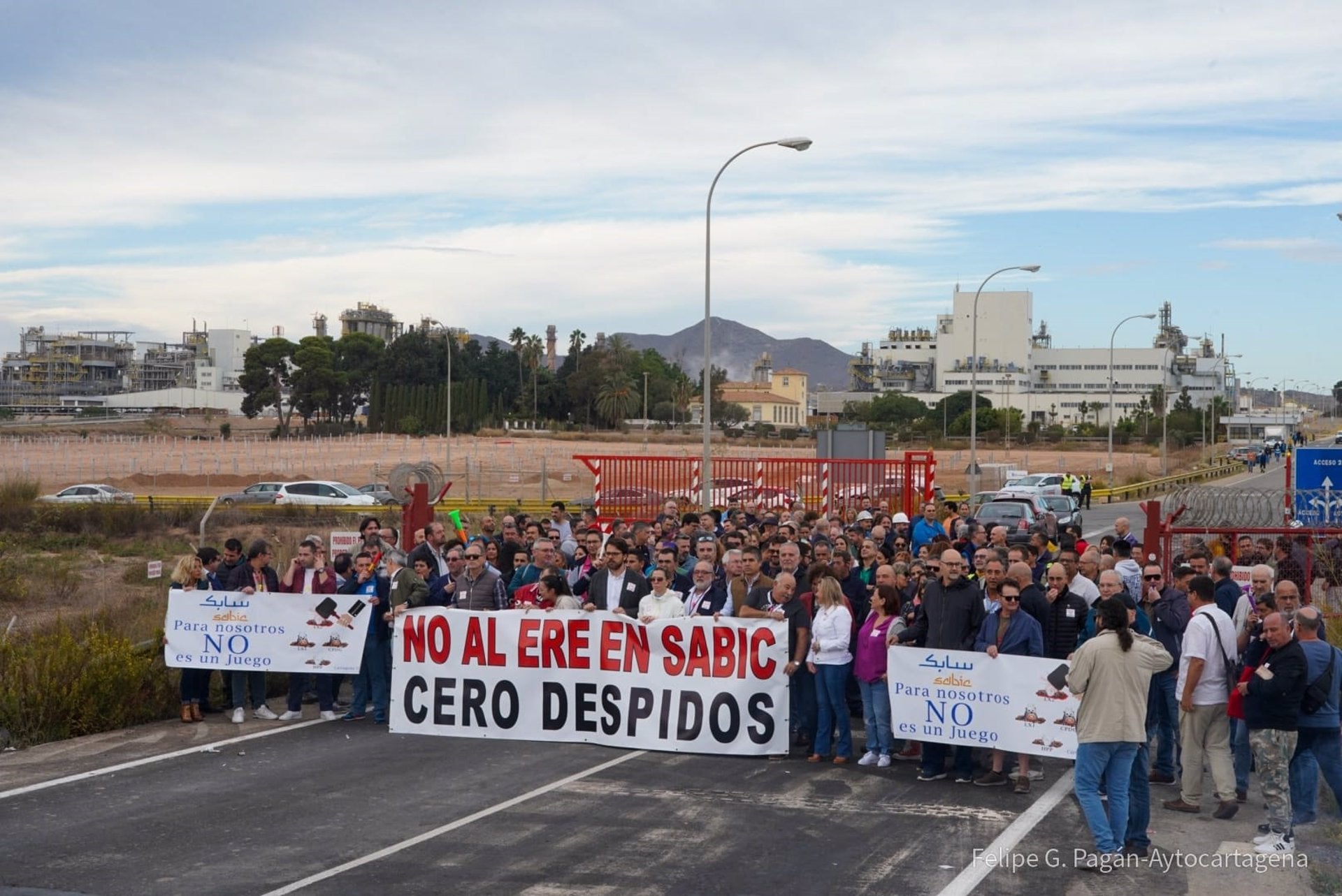 Semana decisiva para los 137 trabajadores de SABIC afectados por el cierre de una de sus plantas Semana decisiva para los 137 trabajadores de SABIC afectados por el cierre de una de sus plantas