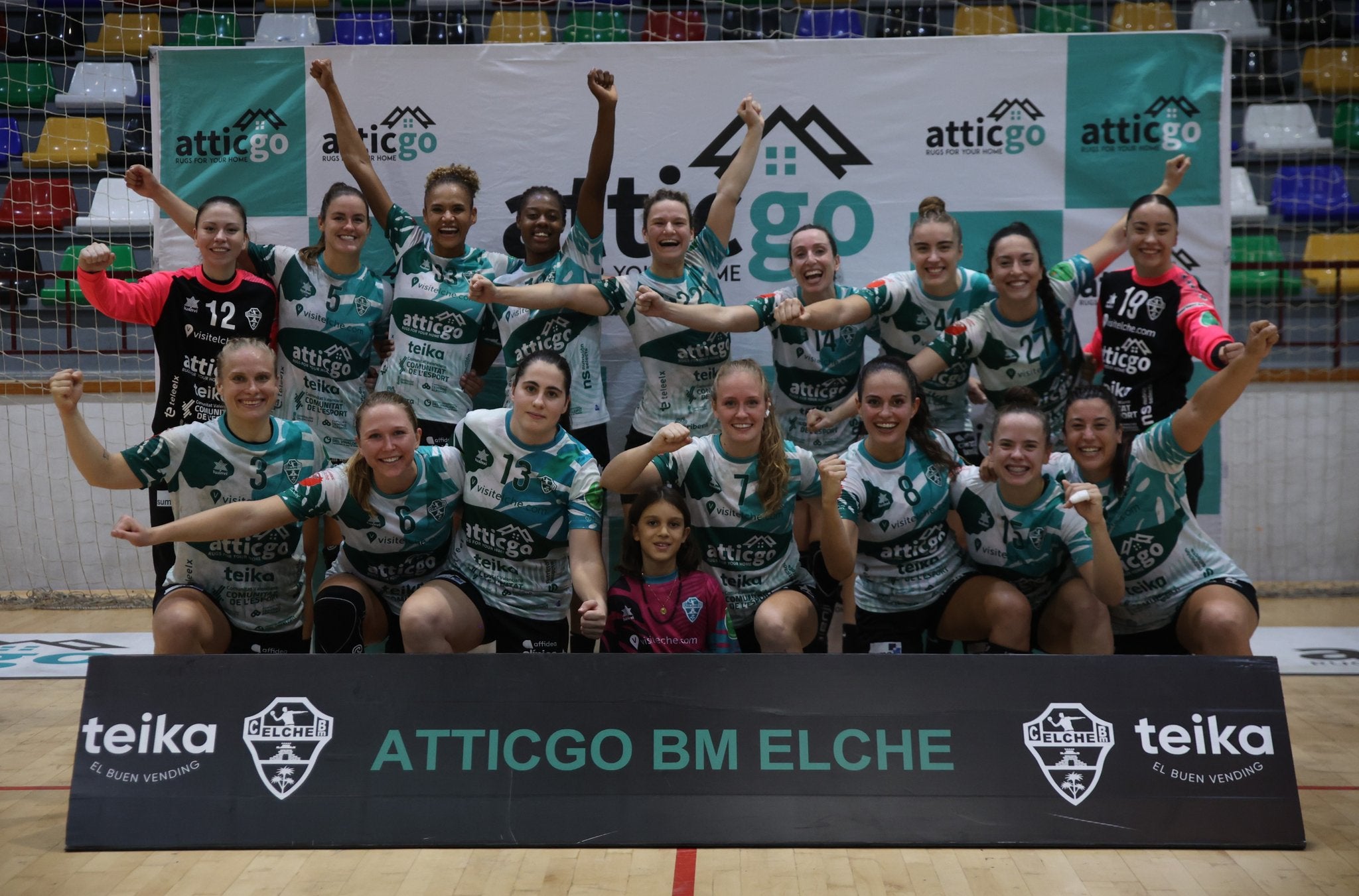 El Atticgo CBM Elche mantiene el pulso por el liderato con Bera Bera y Málaga El Atticgo CBM Elche mantiene el pulso por el liderato con Bera Bera y Málaga