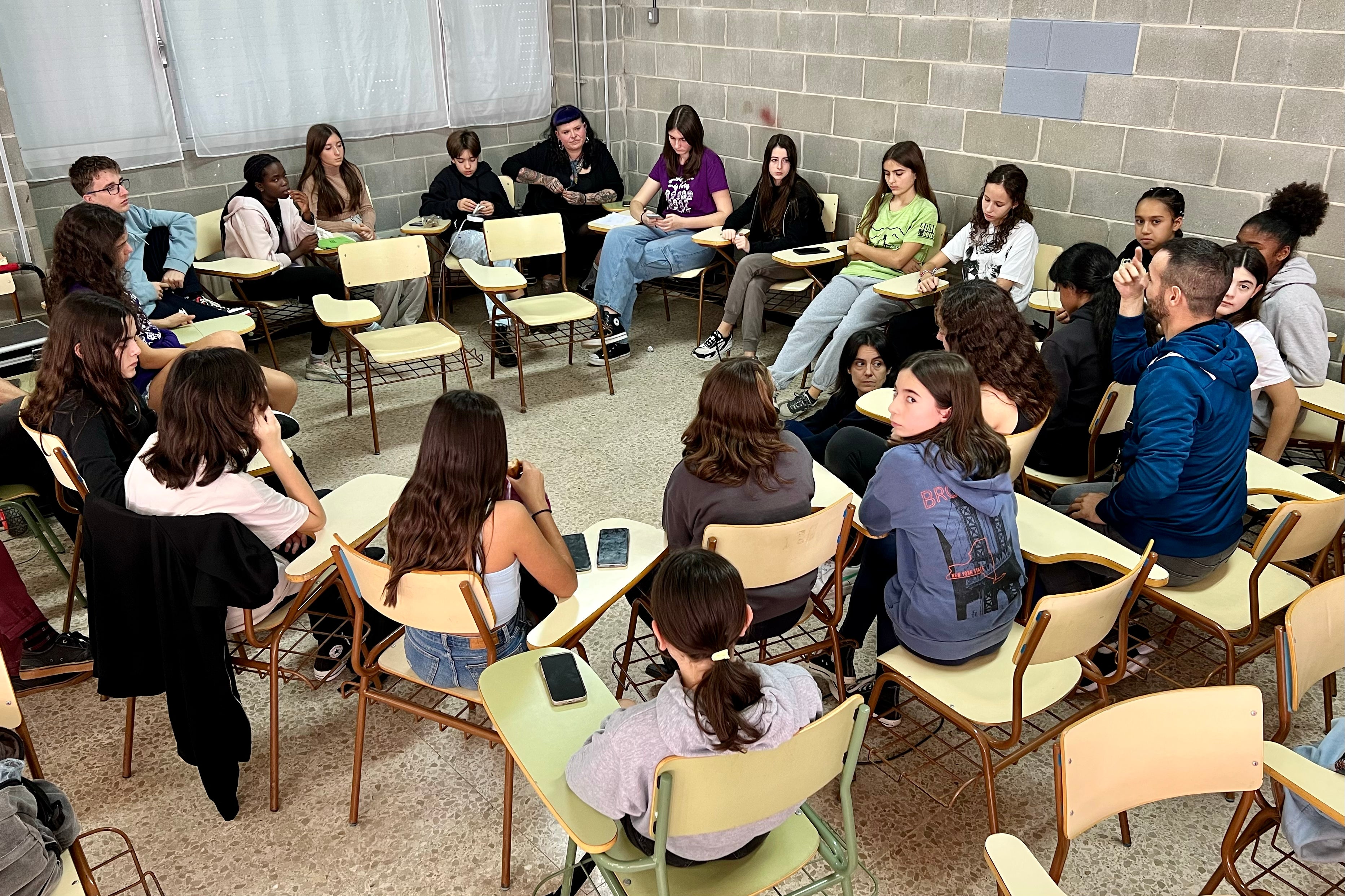 Els alumnes denuncien set situacions de violència cada dia des de l'inici de curs Els alumnes denuncien set situacions de violència cada dia des de l'inici de curs