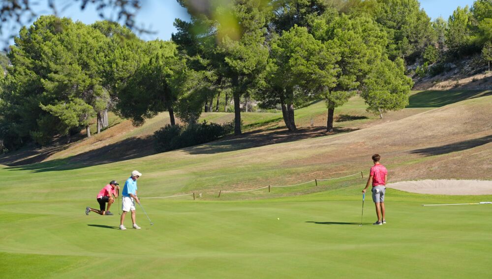 El evento fue un éxito y recaudó cerca de 5000 euros para AEMIF