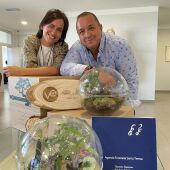 La agencia funeraria Santa Teresa de Segovia ofrece unas urnas innovadoras que crean un ecosistema sostenible 