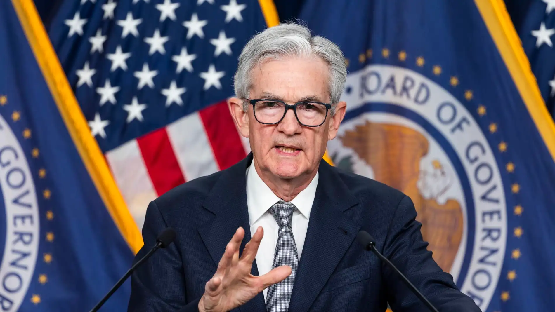 La Reserva Federal mantiene los tipos aunque no cierra la puerta a nuevas subidas