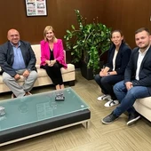 Reunión PP El Perelló con Salomé Pradas Reunión PP El Perelló con Salomé Pradas
