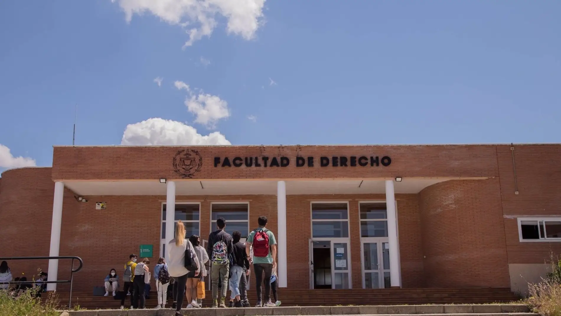 La Facultad de Derecho de la Universidad de Extremadura conmemora su medio siglo de vida con diversas actividades