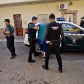 Momento de los arrestos en Turís Momento de los arrestos en Turís