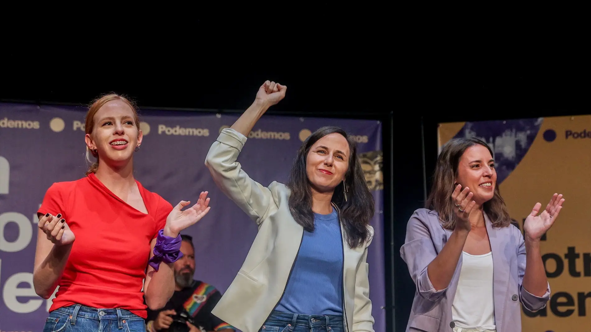 De izquierda a derecha: Lilith Verstrynge, Ione Belarra e Irene Montero en un acto de Podemos. Foto de archivo.