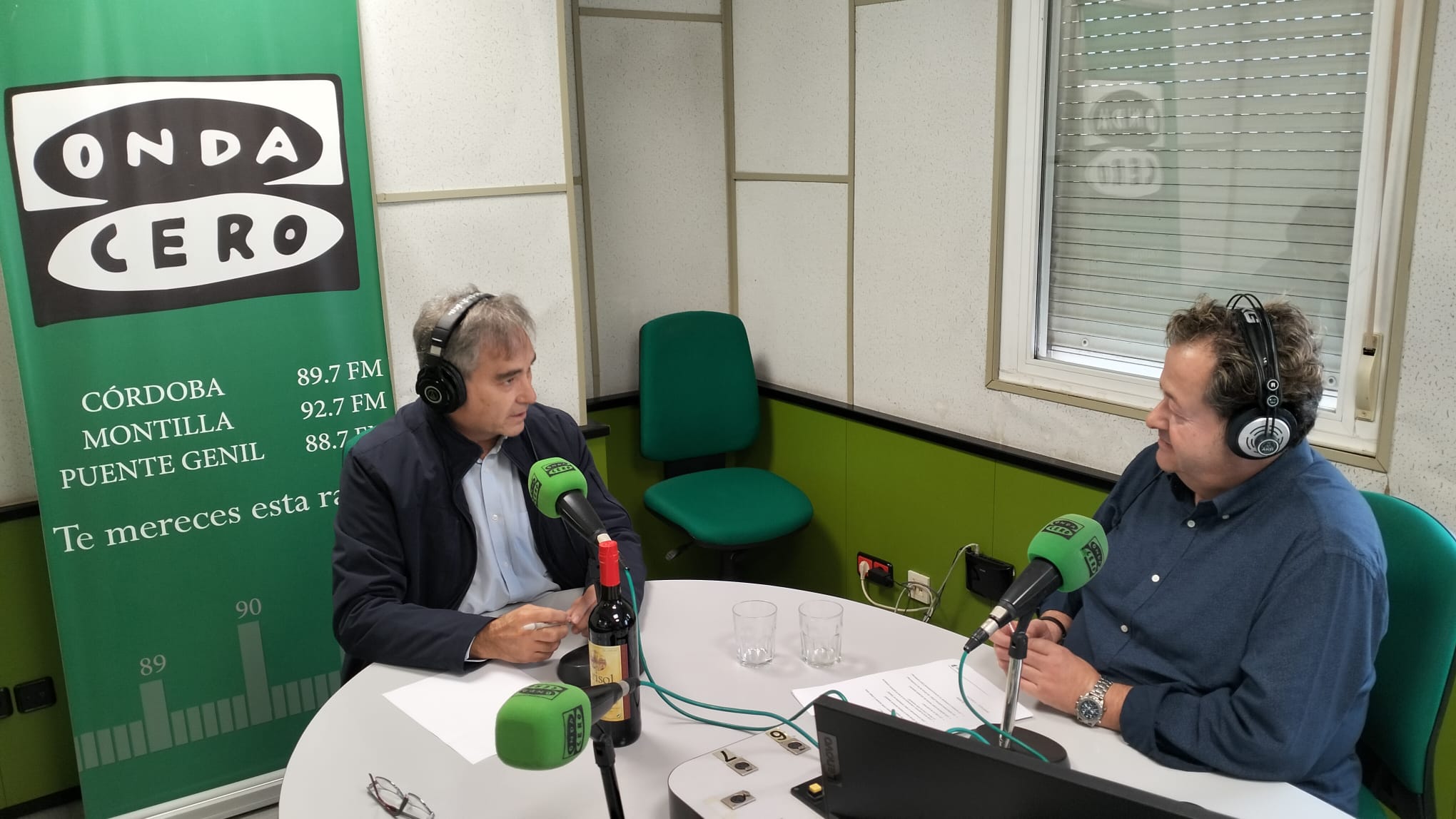 Un Crisol con Manuel Cascos Un Crisol con Manuel Cascos