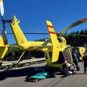 Imagen del helicóptero medicalizado desplazadado al accidente de Moya