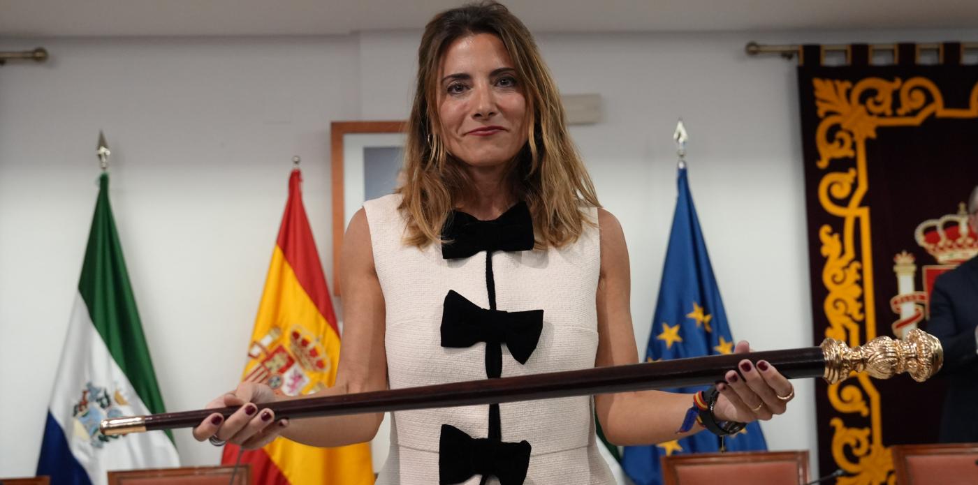 La popular Ana Mata es la nueva alcaldesa de Mijas, la primera de toda su historia La popular Ana Mata es la nueva alcaldesa de Mijas, la primera de toda su historia