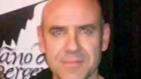 Oscar Olmeda. Director de teatro. Oscar Olmeda. Director de teatro.