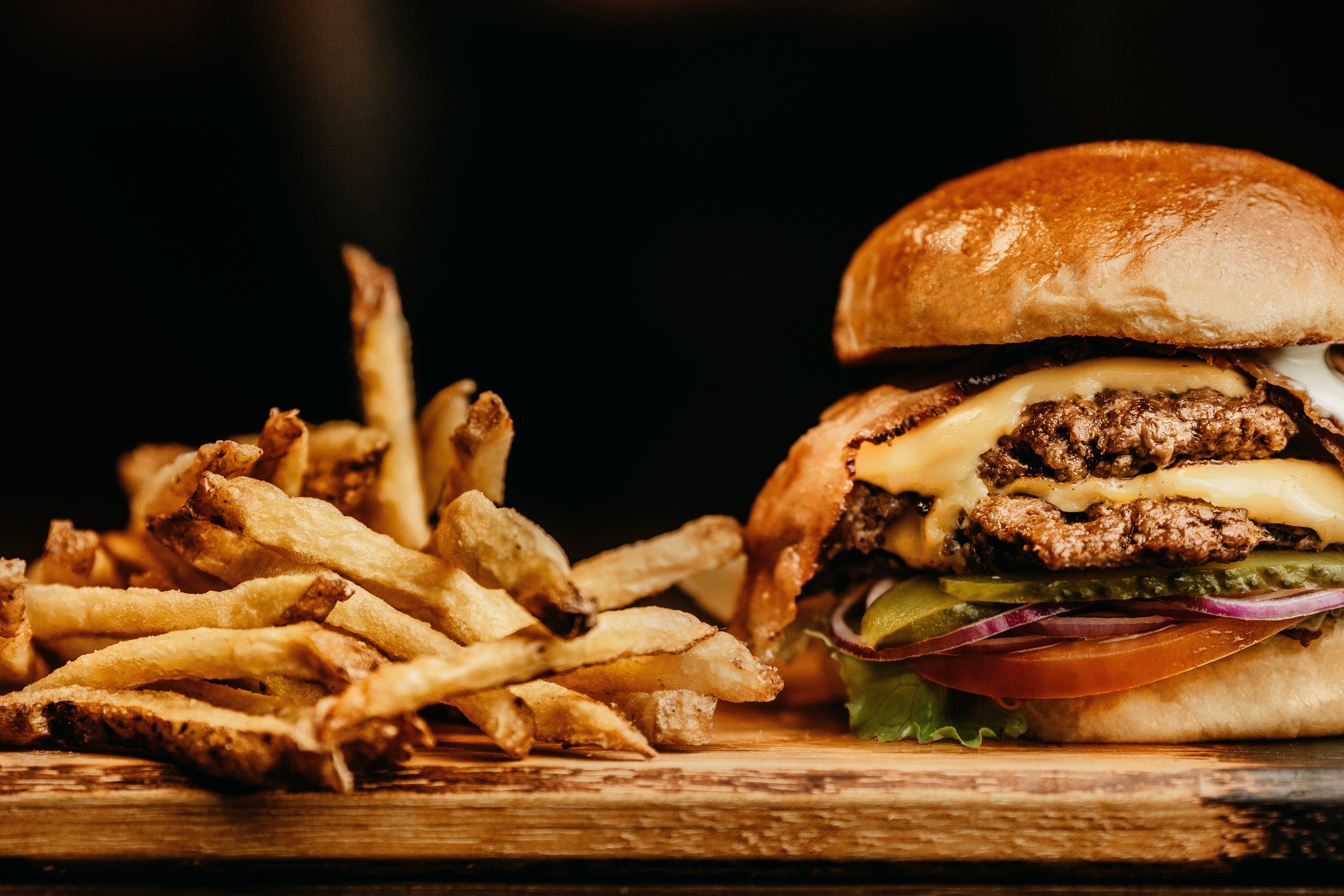 Esta es la mejor hamburguesa de cada comunidad autónoma en España Esta es la mejor hamburguesa de cada comunidad autónoma en España