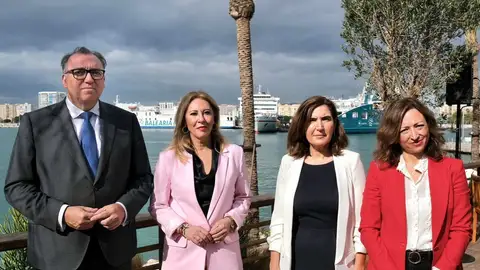 Consejeros presentando el presupuesto de la Junta de Andalucía Consejeros presentando el presupuesto de la Junta de Andalucía