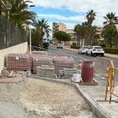 Avanzan a buen ritmo las obras de mejora para la accesibilidad en Cabo Cervera de Torrevieja 