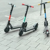 Llega la prohibición de entrar con patinetes eléctricos al transporte público: a qué vehículos afecta Llega la prohibición de entrar con patinetes eléctricos al transporte público: a qué vehículos afecta