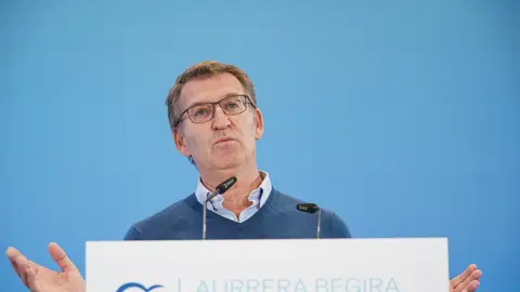 El presidente del Partido Popular, Alberto Núñez Feijóo, interviene durante un Congreso territorial extraordinario del PP vasco El presidente del Partido Popular, Alberto Núñez Feijóo, interviene durante un Congreso territorial extraordinario del PP vasco