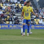 El entrenador del Orihuela CF recuerda que el objetivo del equipo es salvar la categoría 