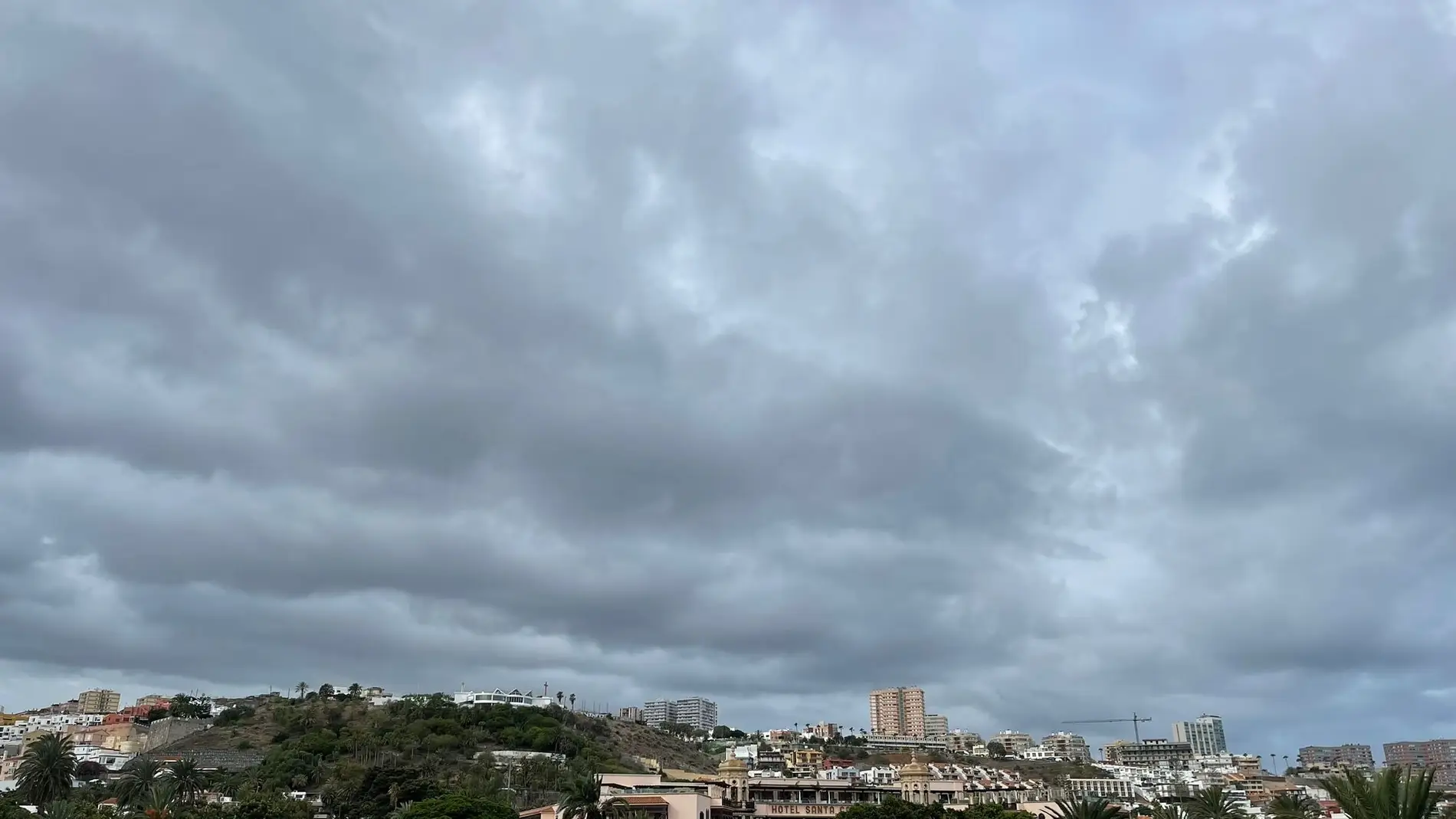 Canarias dará el primer saludo a la Navidad con lluvias, aunque no serán intensas