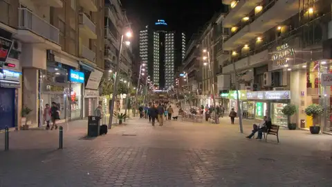 La ONCE reparte 240.000 euros en Benidorm en la calle Gambo La ONCE reparte 240.000 euros en Benidorm en la calle Gambo