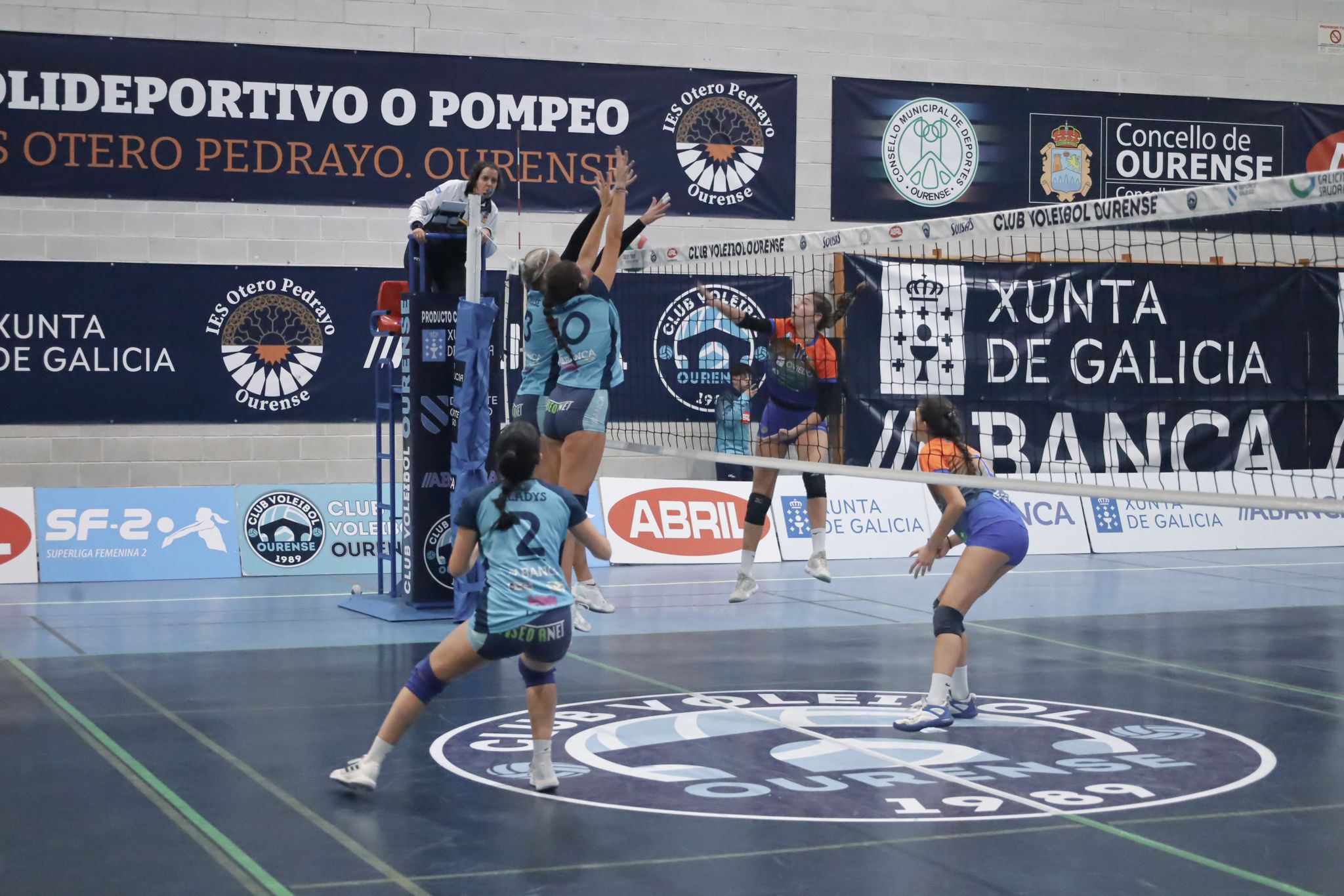 O Aceites Abril consigue a seo primeiro punto na Superliga 2 O Aceites Abril consigue a seo primeiro punto na Superliga 2