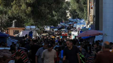 El Ejército israelí abre un nuevo plazo para que los gazatíes se muevan al sur de la Franja El Ejército israelí abre un nuevo plazo para que los gazatíes se muevan al sur de la Franja