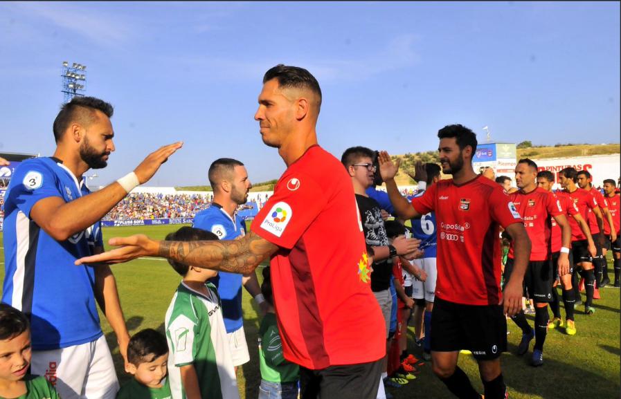 El Hércules vence 1-0 a La Nucía y se coloca líder de la clasificación El Hércules vence 1-0 a La Nucía y se coloca líder de la clasificación