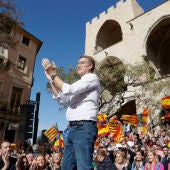 El presidente del Partido Popular, Alberto Núñez Feijóo, durante un acto contra la amnistía este domingo en Valencia.