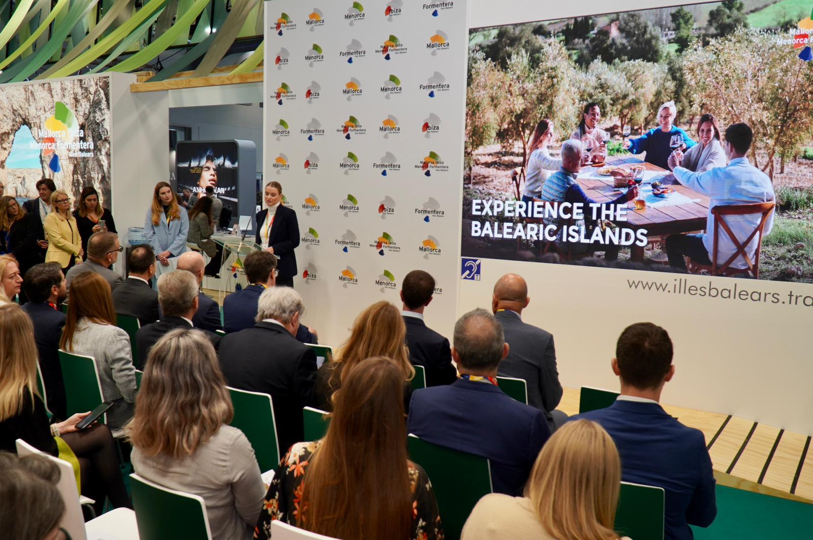 El sector turístico balear participa un año más en la feria de turismo de Londres El sector turístico balear participa un año más en la feria de turismo de Londres