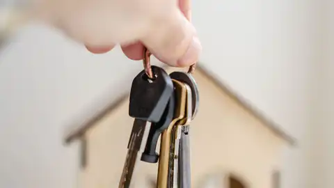 Unas llaves y una vivienda Unas llaves y una vivienda