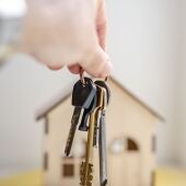 Unas llaves y una vivienda 