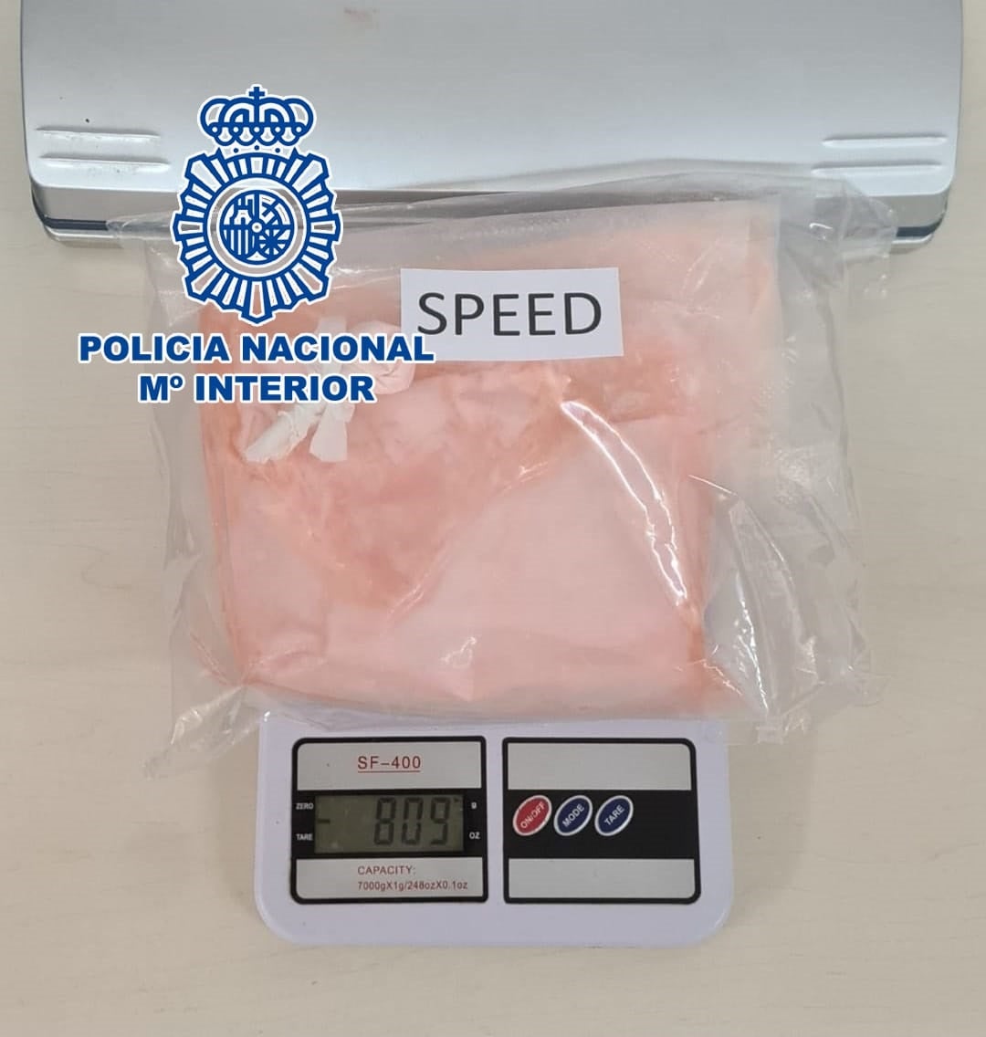 Desmantelado un punto de venta de estupefacientes en el centro de Alicante Desmantelado un punto de venta de estupefacientes en el centro de Alicante
