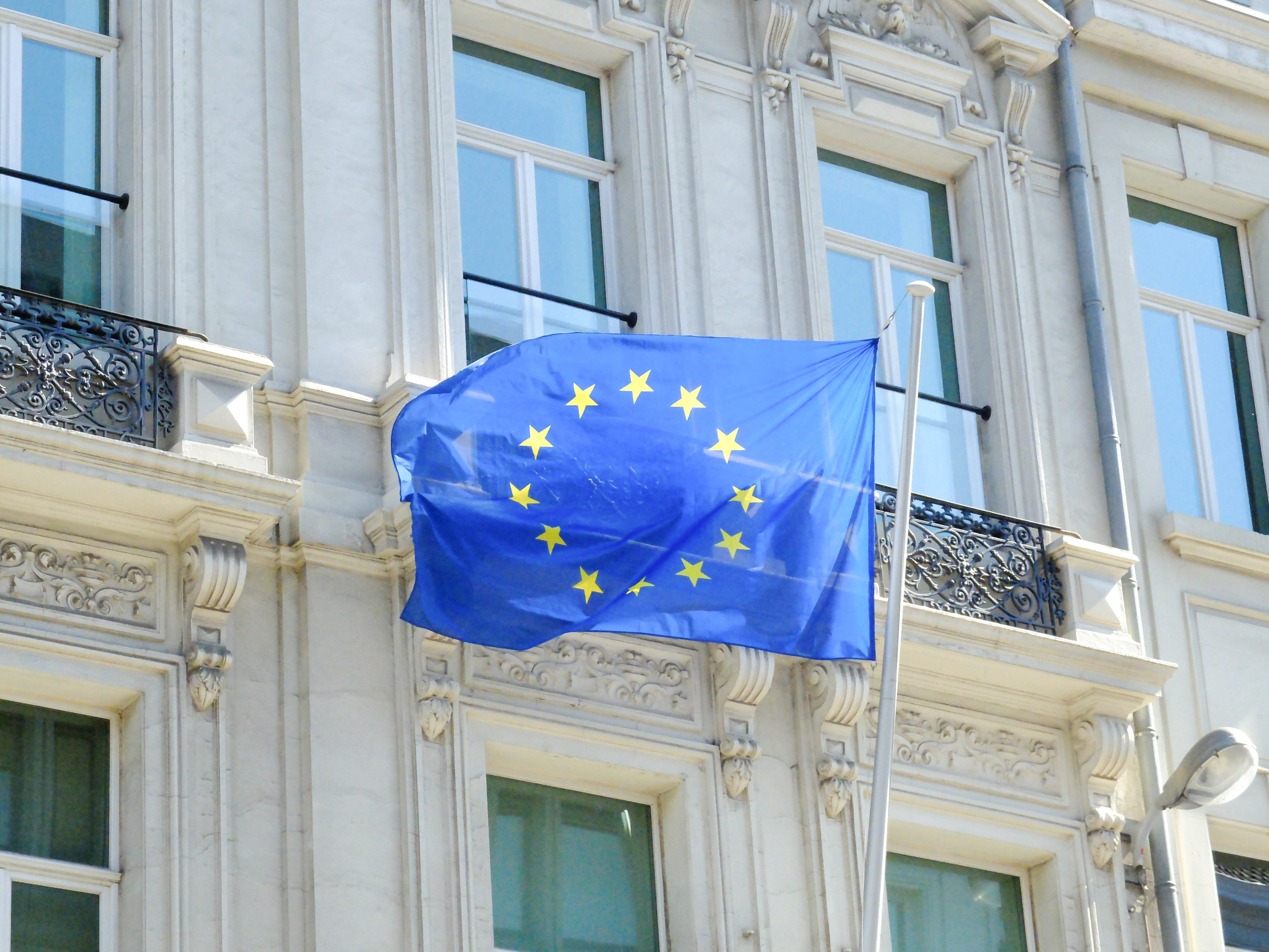 La Unión Europea acuerda obligar a todos los bancos a ofrecer servicios de pago instantáneo como Bizum La Unión Europea acuerda obligar a todos los bancos a ofrecer servicios de pago instantáneo como Bizum