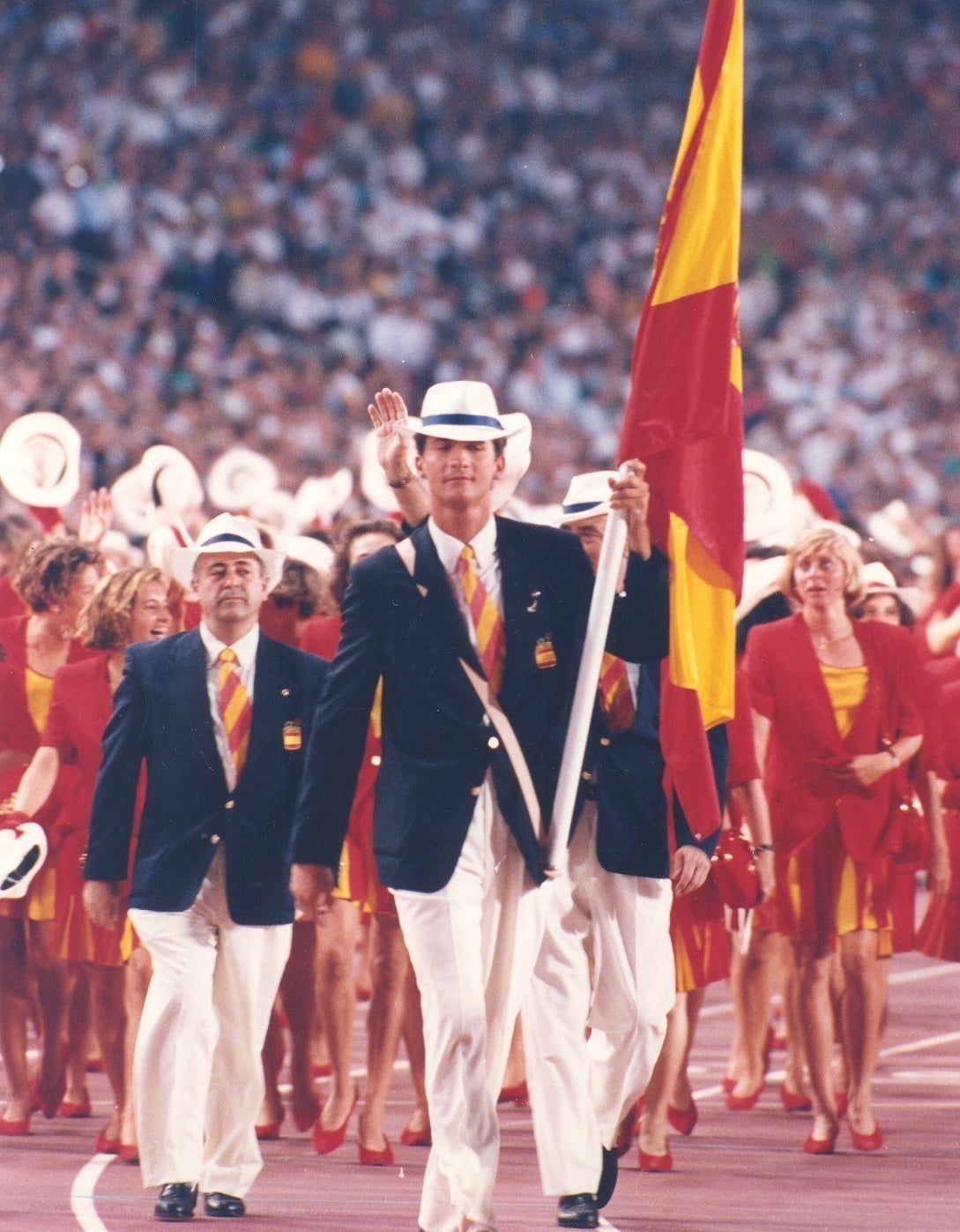 El Comité Olímpico cancela un homenaje de Barcelona 92 al olvidarse del abanderado, el rey Felipe VI El Comité Olímpico cancela un homenaje de Barcelona 92 al olvidarse del abanderado, el rey Felipe VI