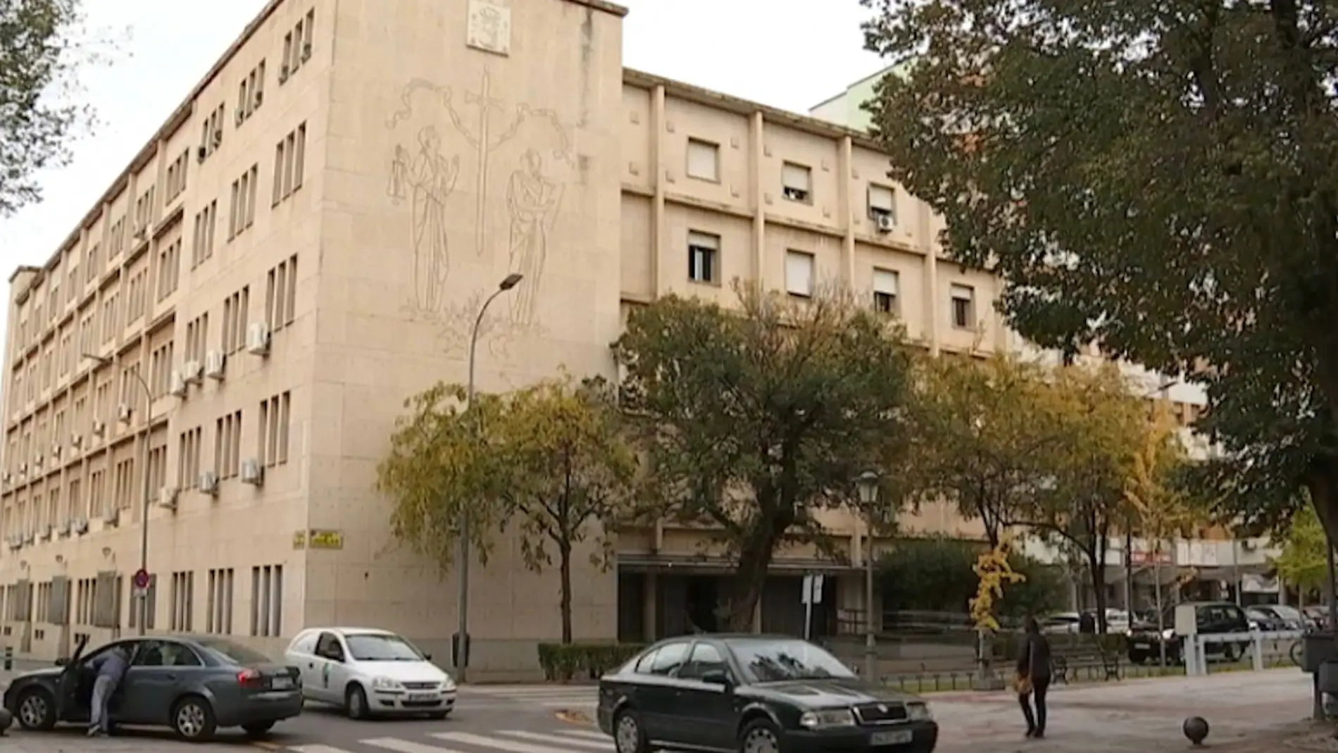 Altercados en la Audiencia de Badajoz entre dos familias que iban a ser juzgadas por un tiroteo en San Roque en 2020