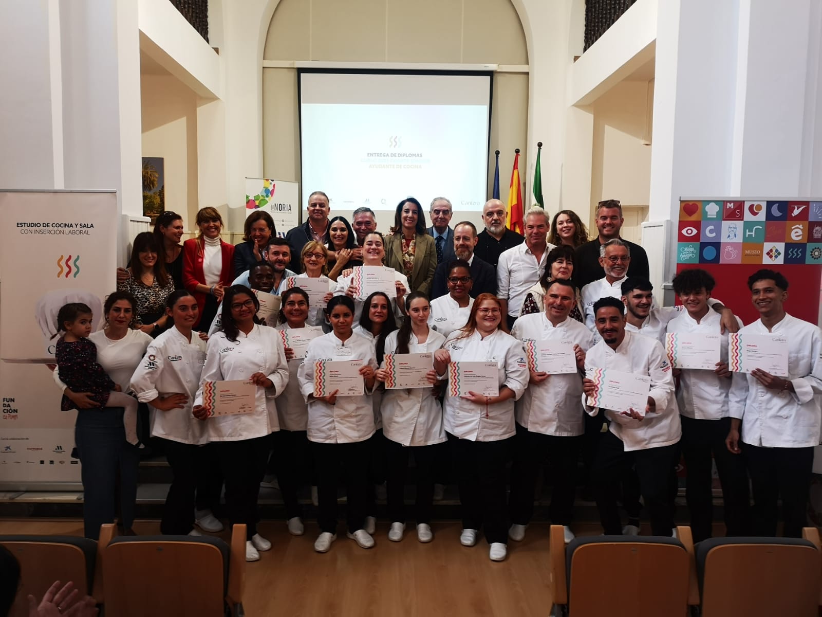 El estudio cantera saca su tercera promoción de cocina El estudio cantera saca su tercera promoción de cocina