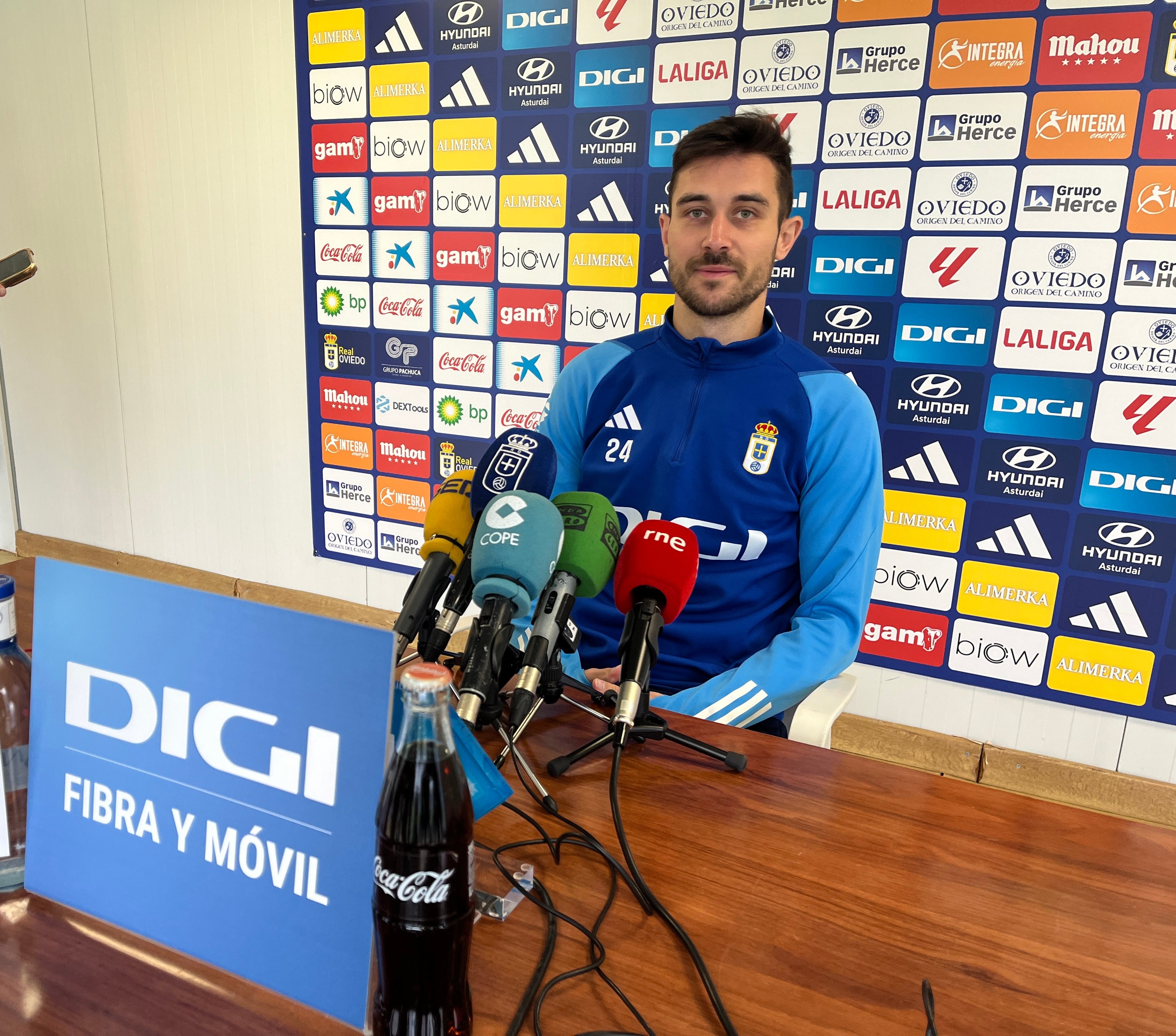 Lucas: “El lateral está un poco maldito este año” Lucas: “El lateral está un poco maldito este año”
