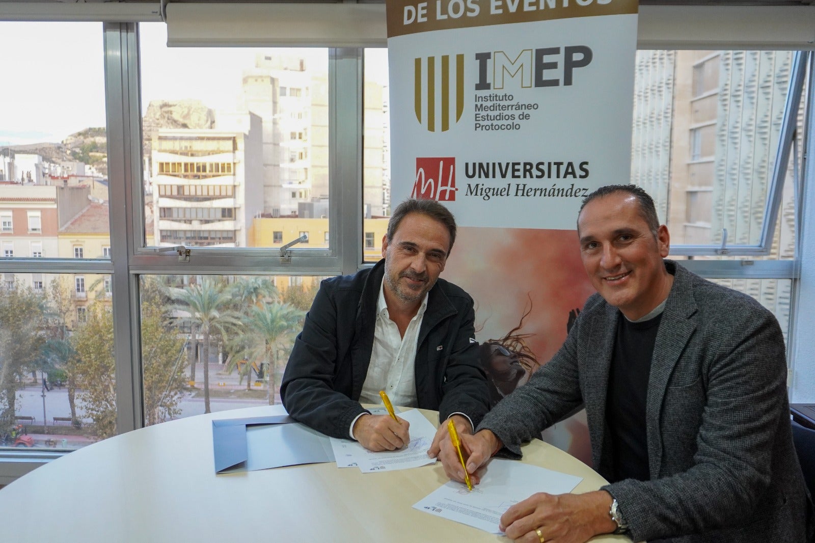Alumnos del IMEP se formarán en la Vuelta Ciclista a la Comunitat Valenciana Alumnos del IMEP se formarán en la Vuelta Ciclista a la Comunitat Valenciana