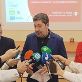 Cámara Orihuela celebra su 'Noche de la Economía' con entrega de premios al comercio y la industria Cámara Orihuela celebra su 'Noche de la Economía' con entrega de premios al comercio y la industria