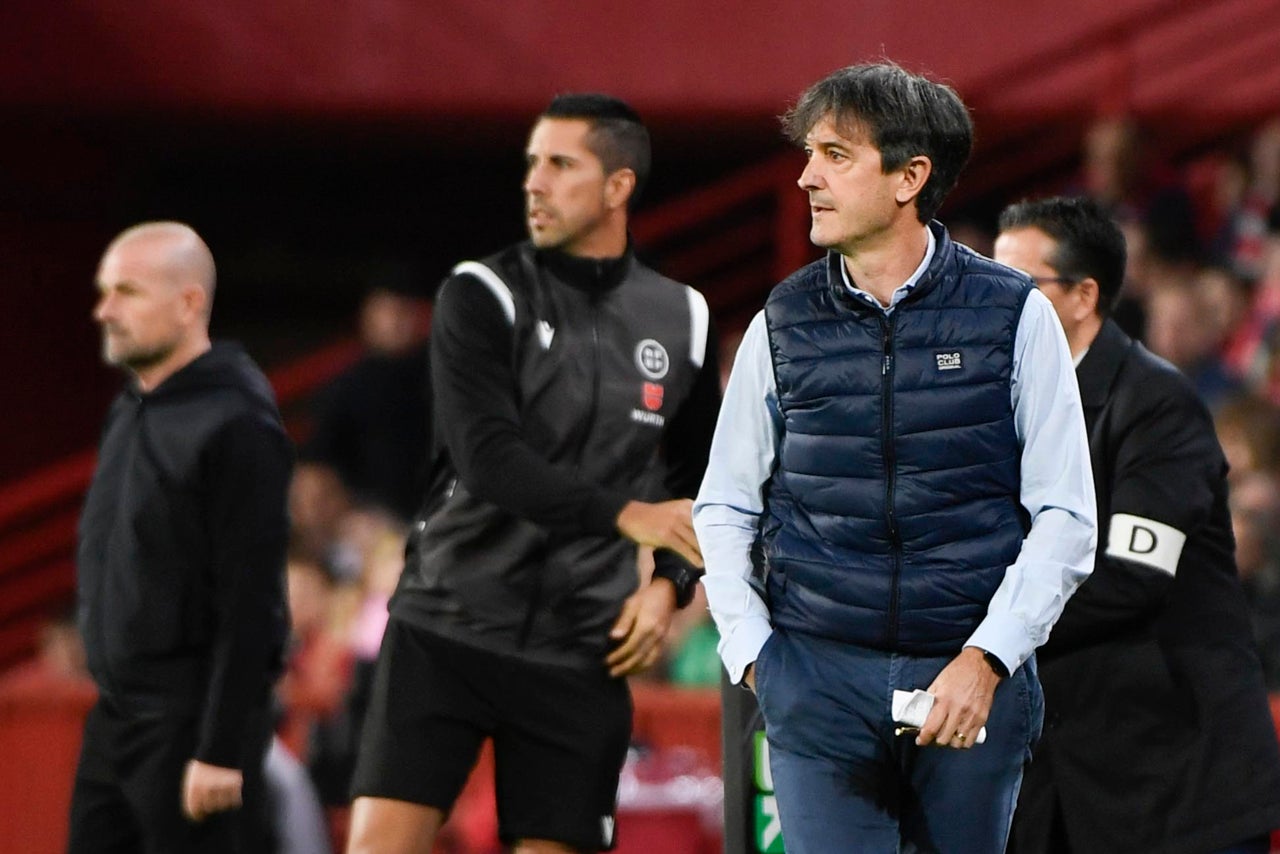 Pacheta destituido dos meses después de su llegada Pacheta destituido dos meses después de su llegada