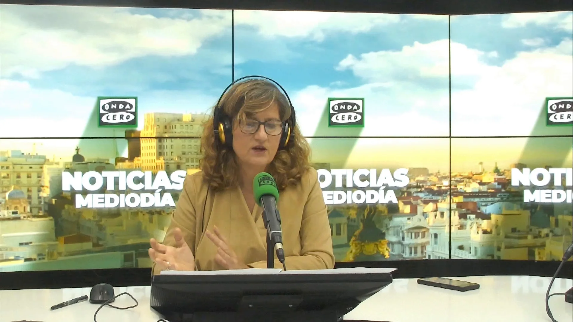 Elena Gijón: "Nada aparta a Sánchez de su objetivo de ser investido" Elena Gijón: "Nada aparta a Sánchez de su objetivo de ser investido"