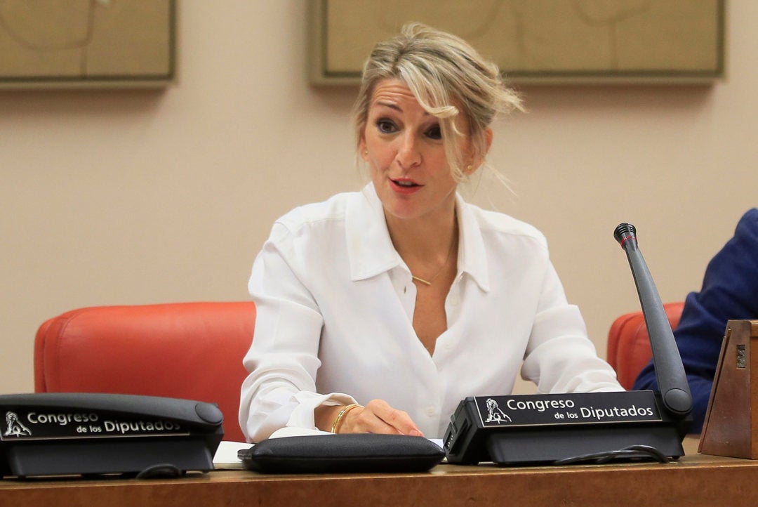 Yolanda Díaz tacha al PP de "belicista" y defiende la necesidad de la ley de amnistía: "Por fin salimos del bucle" Yolanda Díaz tacha al PP de "belicista" y defiende la necesidad de la ley de amnistía: "Por fin salimos del bucle"