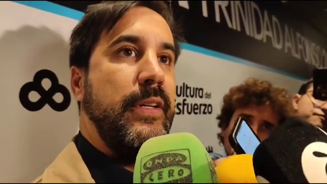 Javi Solís avisa que el Valencia afronta el mercado con muchas restricciones Javi Solís avisa que el Valencia afronta el mercado con muchas restricciones