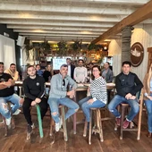 Foto de familia de los participantes en este curso Foto de familia de los participantes en este curso