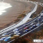 Colas en el acceso a Las Palmas de Gran Canaria a través de la GC1 Colas en el acceso a Las Palmas de Gran Canaria a través de la GC1