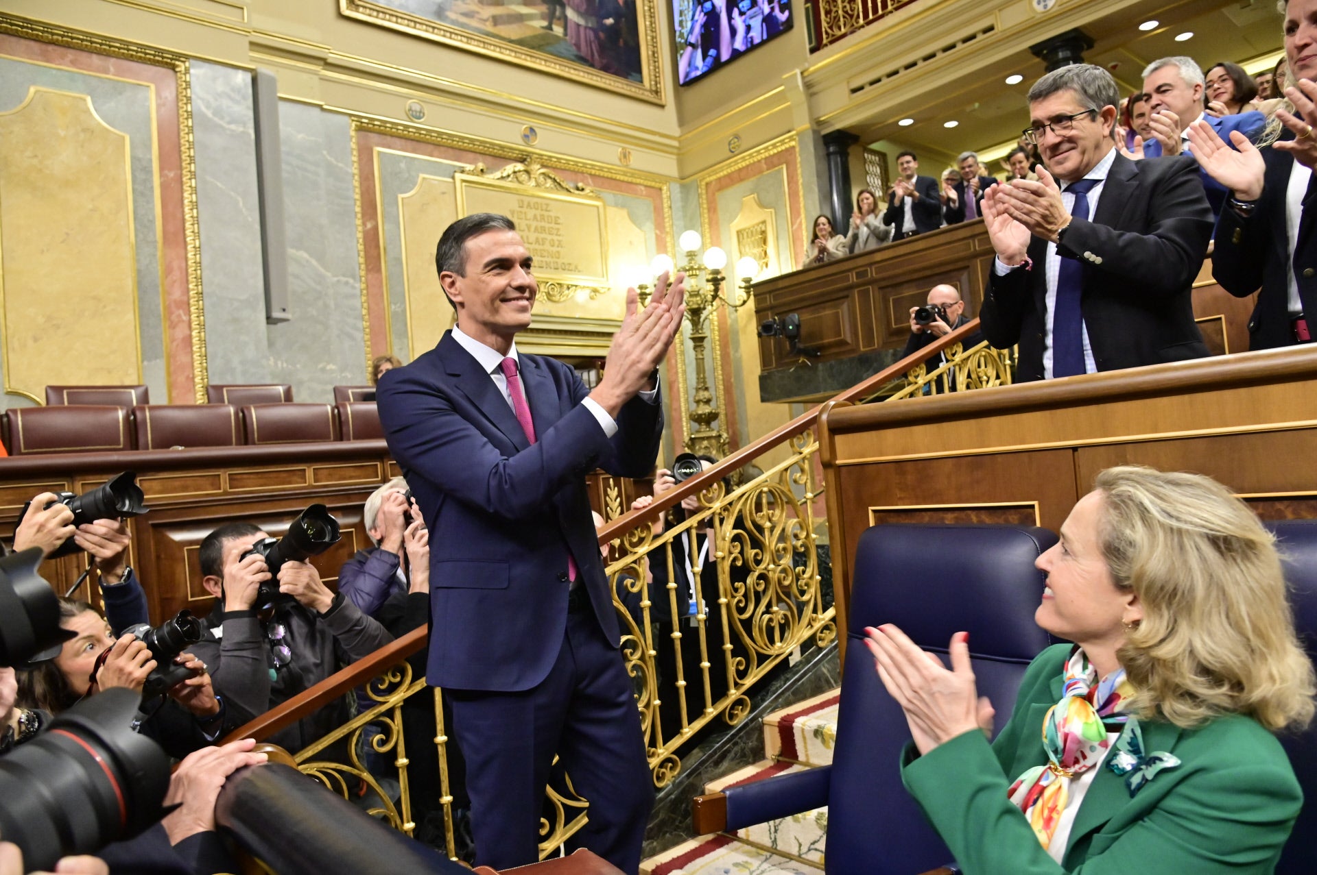 Tertulia: ¿Es útil la estrategia de Sánchez para no hablar de la amnistía en su investidura? Tertulia: ¿Es útil la estrategia de Sánchez para no hablar de la amnistía en su investidura?